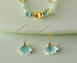 These earrings are called Bella earrings because Bella in Italian is beautiful